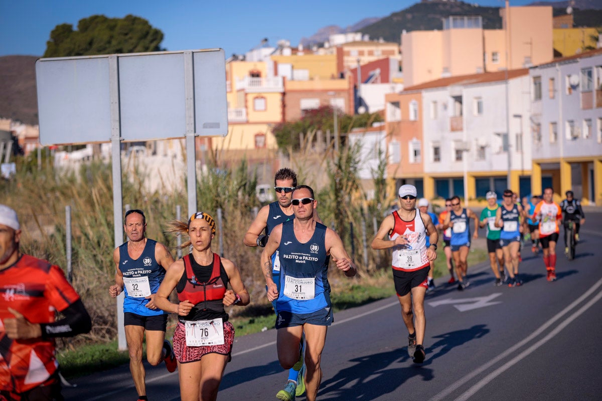 La XX Subida Pedestre al Conjuro arrancó a las 10 de la mañana, y los corredores tuvieron que enfrentarse a 17,8 kilometros en una mañana soleada