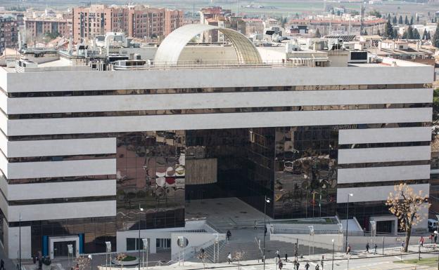 Tribunales Granada | La Junta quiere construir un nuevo edificio en el eje Caleta-Plaza Nueva para ubicar juzgados