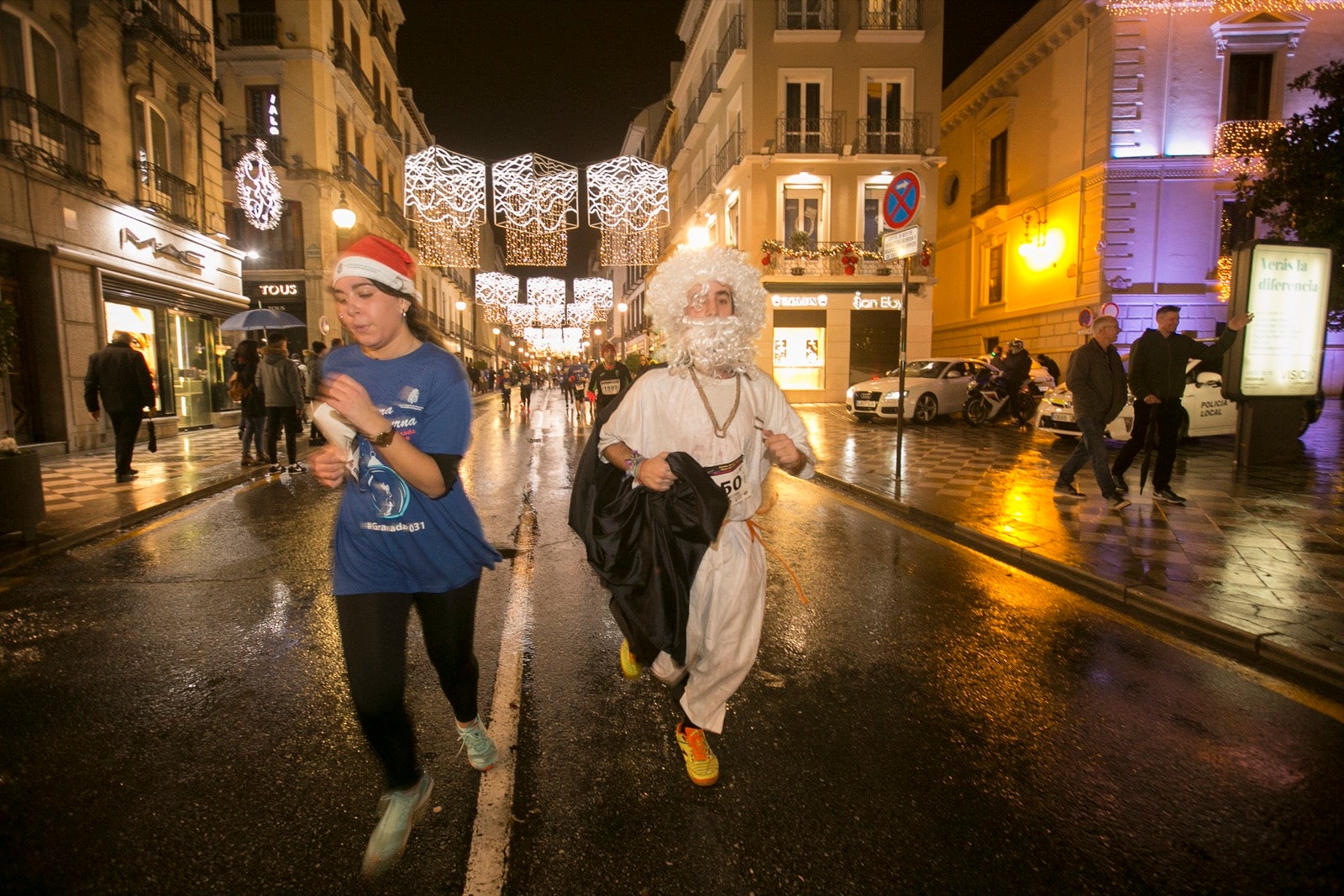 La 28° edición volvió a llenar de color las calles de la capital con sus tradicionales disfraces y sus casi dos mil corredores