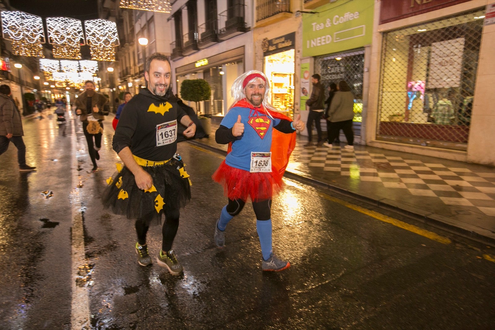 La 28° edición volvió a llenar de color las calles de la capital con sus tradicionales disfraces y sus casi dos mil corredores