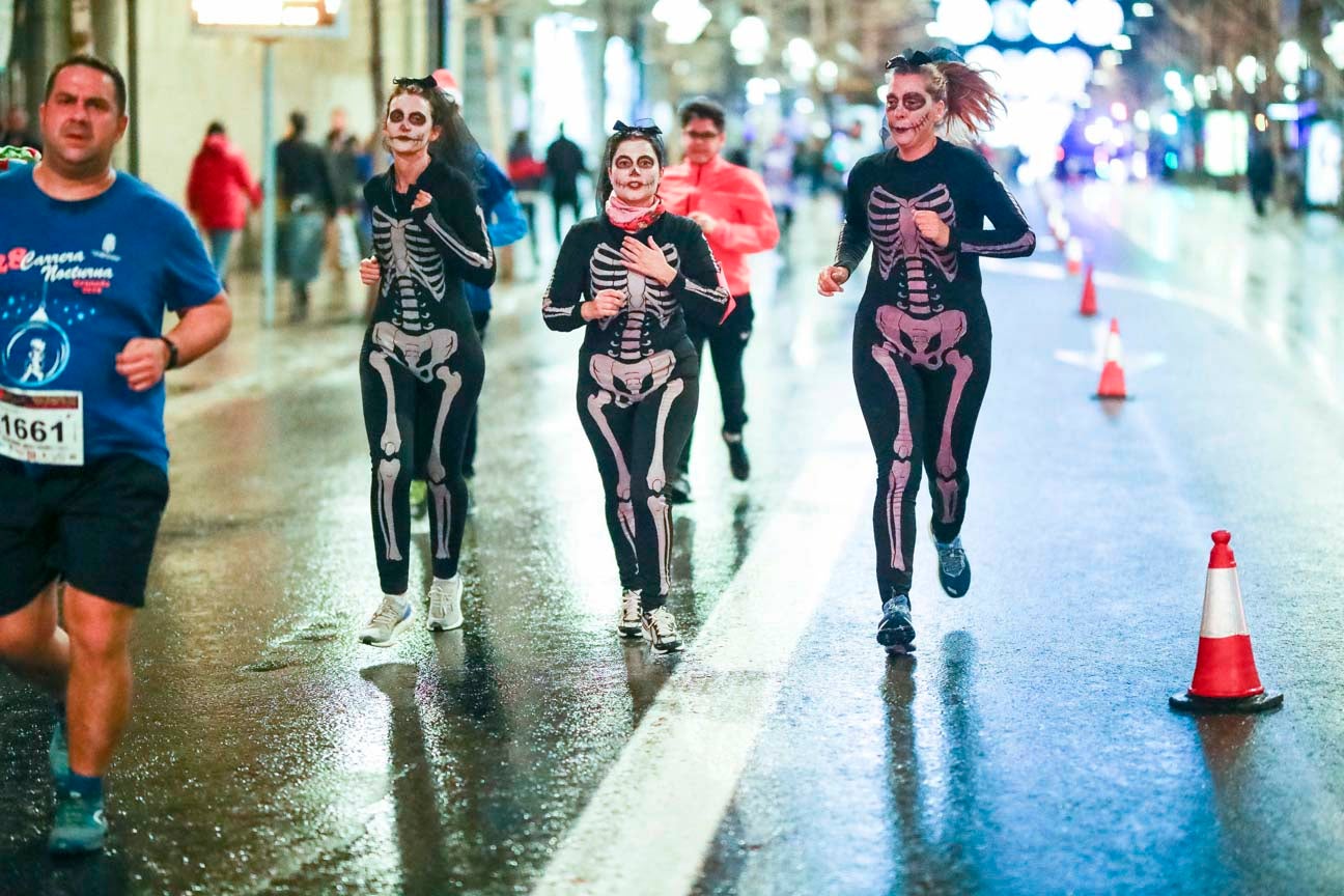 La 28° edición volvió a llenar de color las calles de la capital con sus tradicionales disfraces y sus casi dos mil corredores