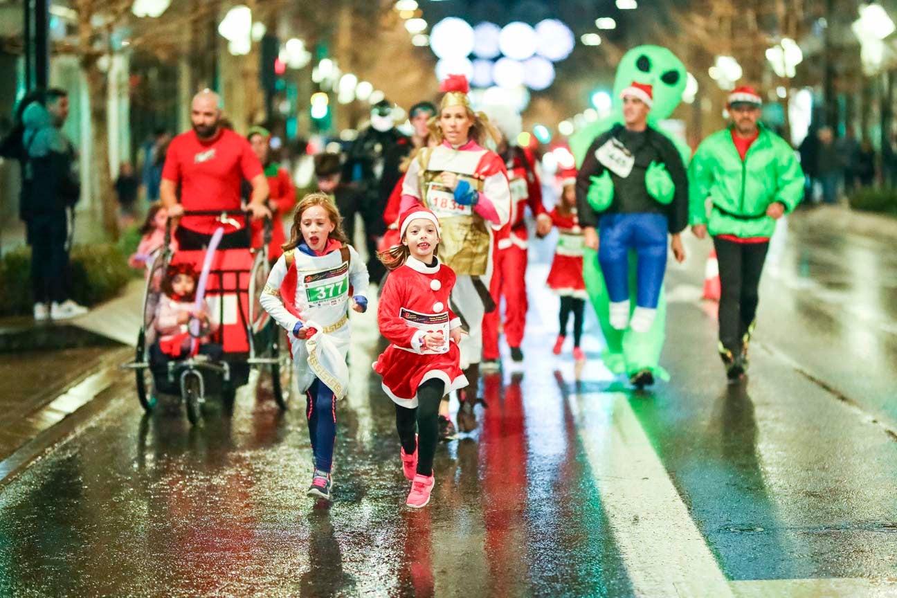 La 28° edición volvió a llenar de color las calles de la capital con sus tradicionales disfraces y sus casi dos mil corredores