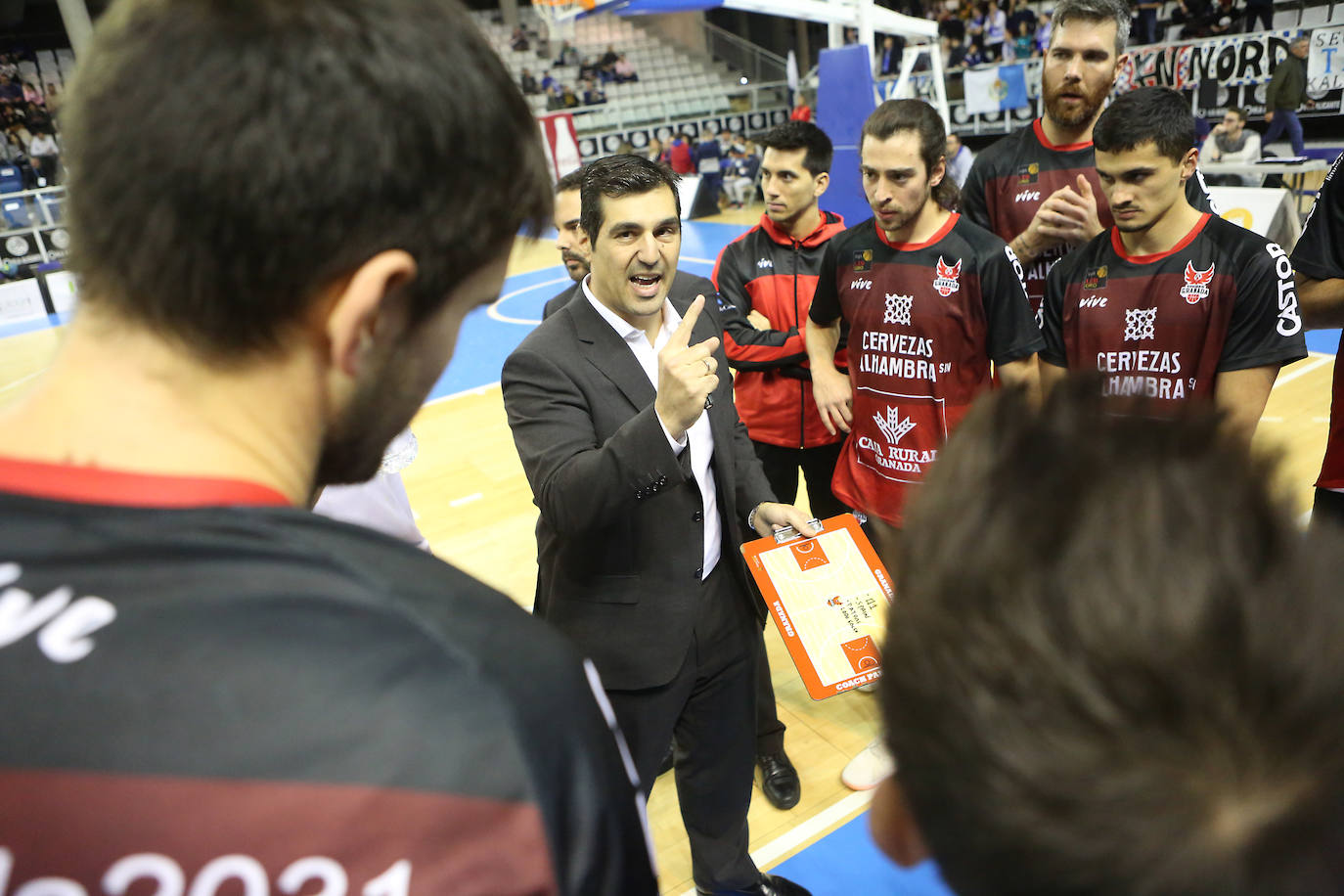 Jugada del partido del Covirán en Alicante