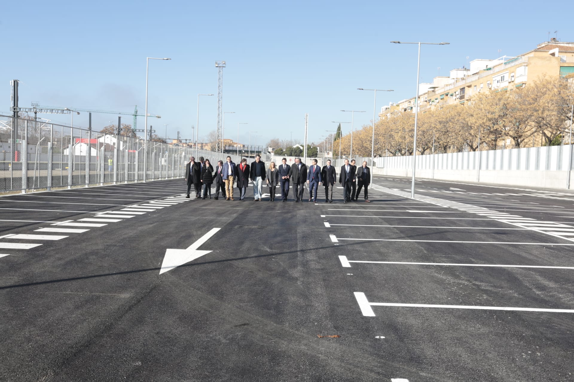 La estación de andaluces ya luce su flamante aparcamiento