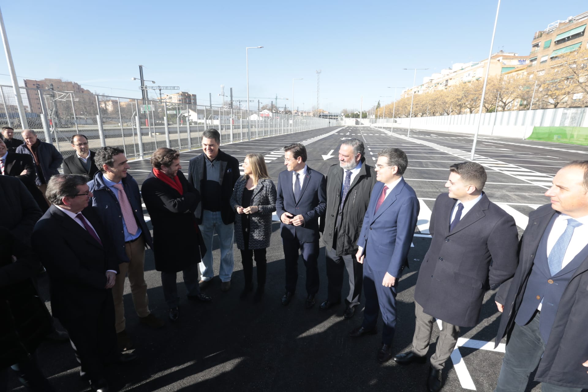 La estación de andaluces ya luce su flamante aparcamiento