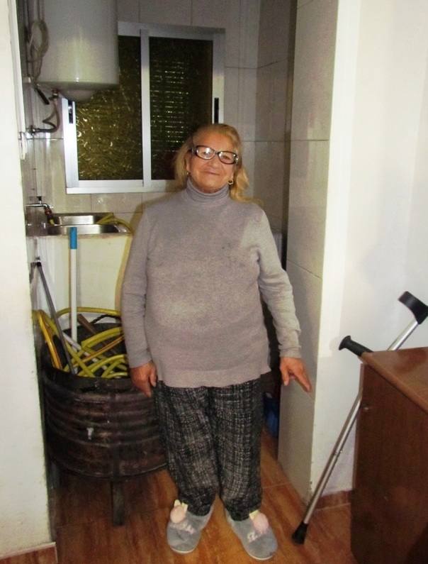 IDEAL pasa la noche en las calles del distrito, en las que hizo acto de presencia la alegría y la música