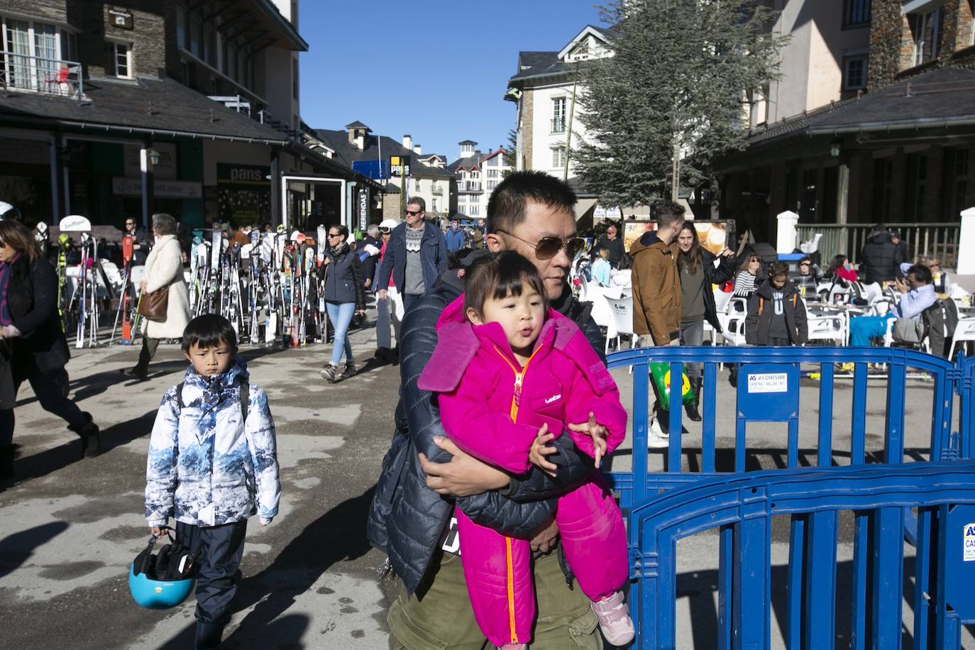 Unas 7.500 personas celebran el Año Nuevo en Sierra Nevada