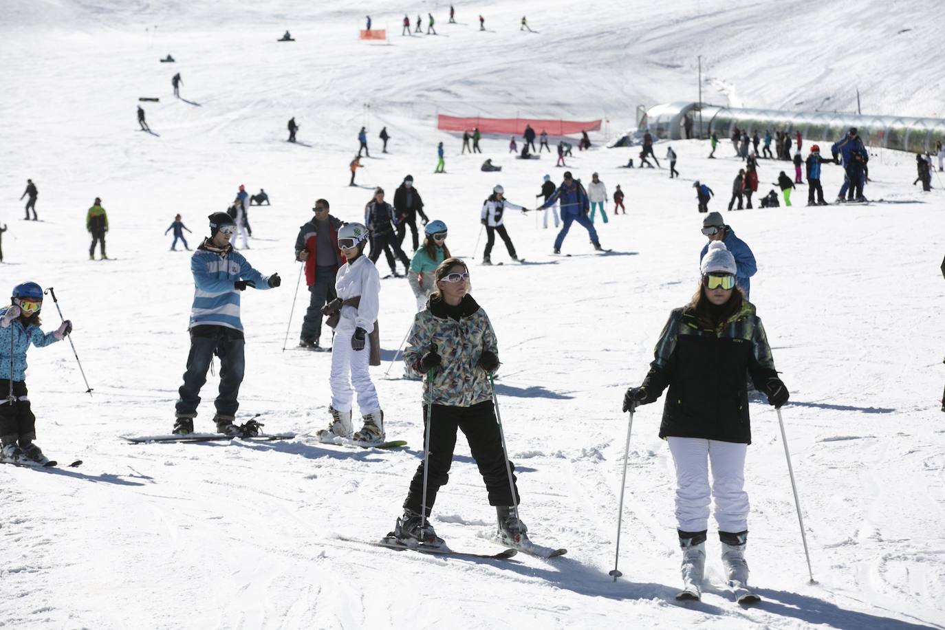 Unas 7.500 personas celebran el Año Nuevo en Sierra Nevada