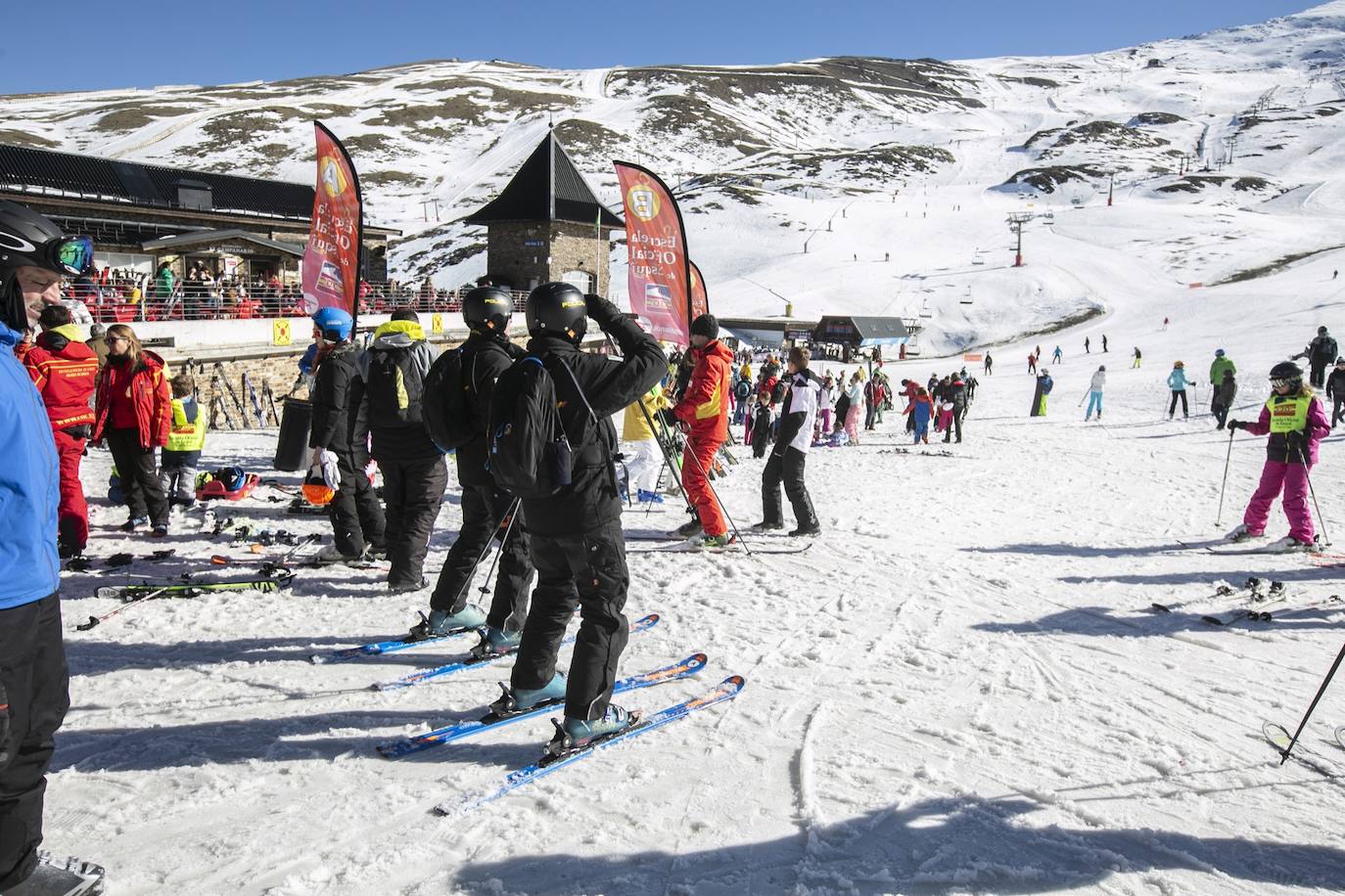 Unas 7.500 personas celebran el Año Nuevo en Sierra Nevada