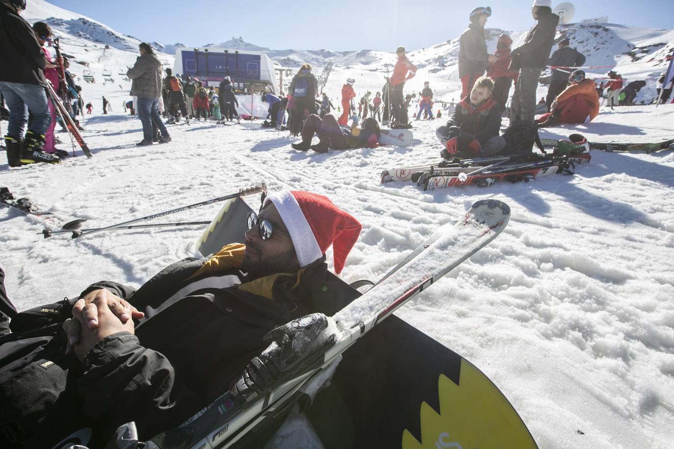 Unas 7.500 personas celebran el Año Nuevo en Sierra Nevada