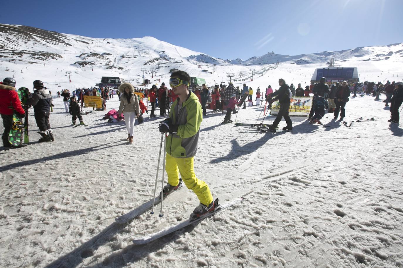 Unas 7.500 personas celebran el Año Nuevo en Sierra Nevada