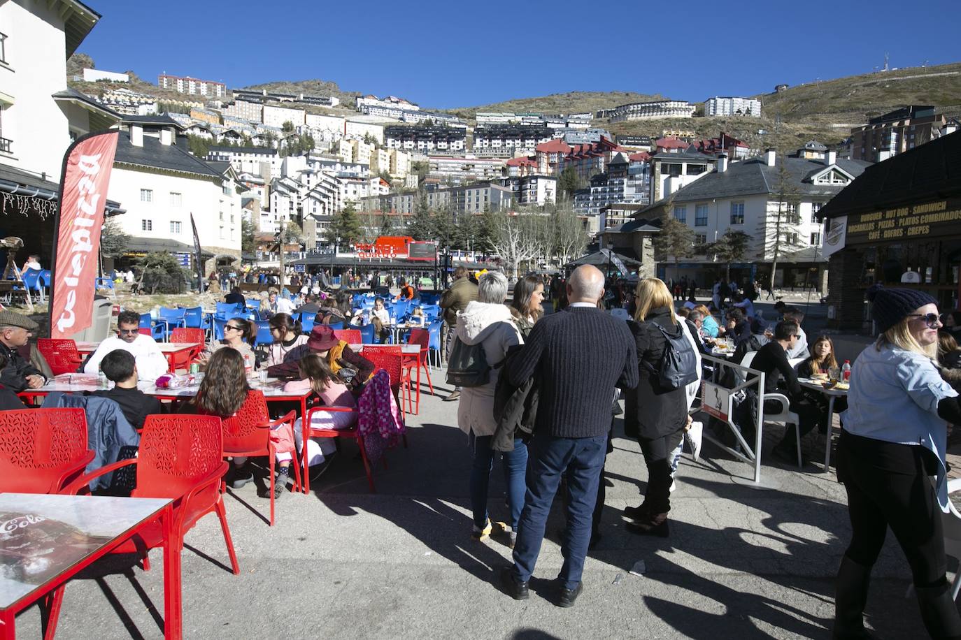 Unas 7.500 personas celebran el Año Nuevo en Sierra Nevada