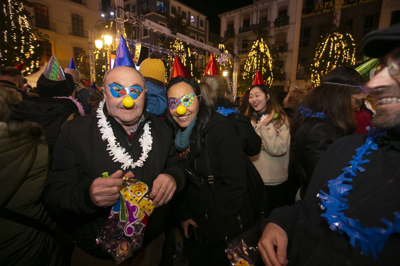 Miles de personas dsifrutaron de la Nochevieja en la capital