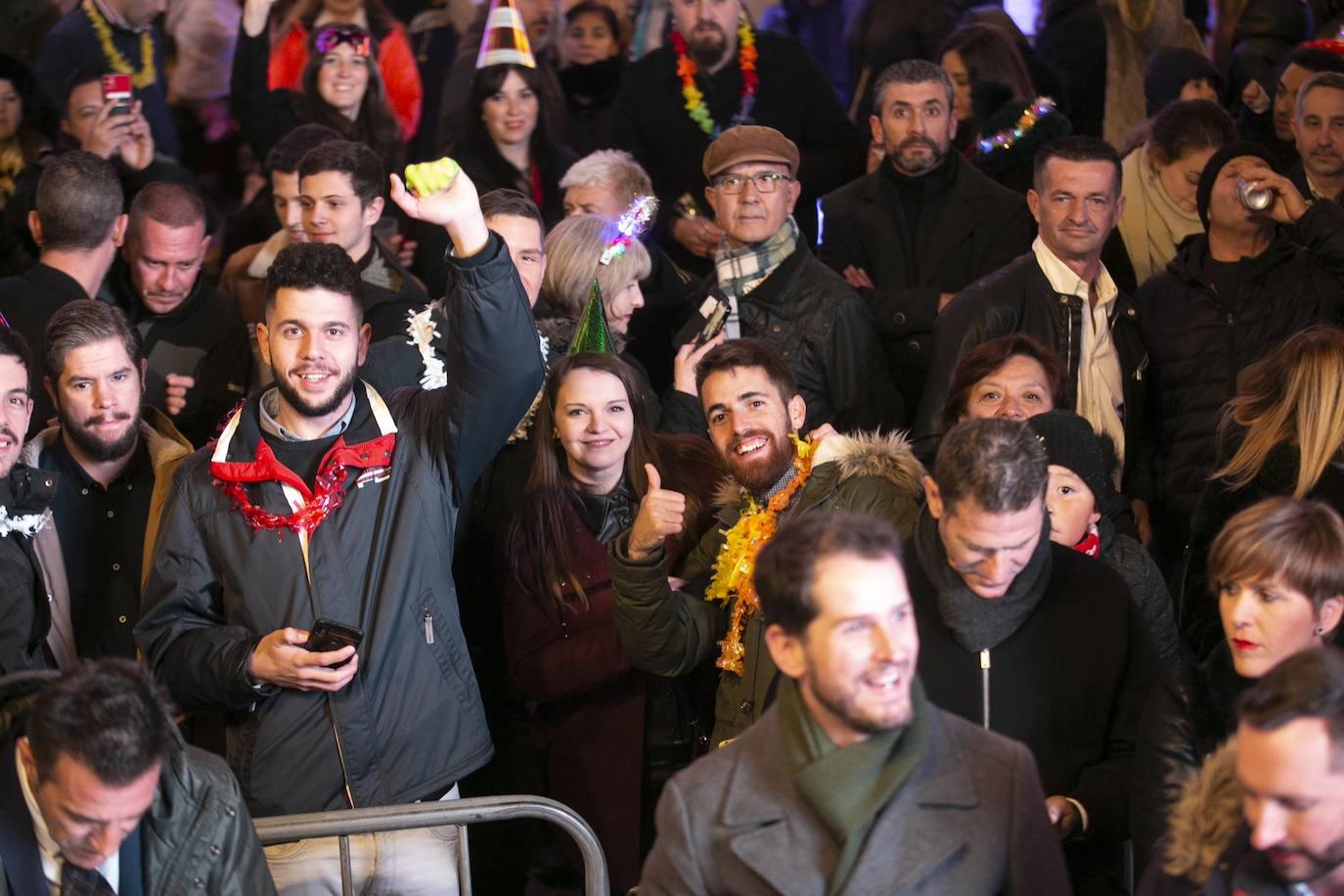 Miles de personas dsifrutaron de la Nochevieja en la capital