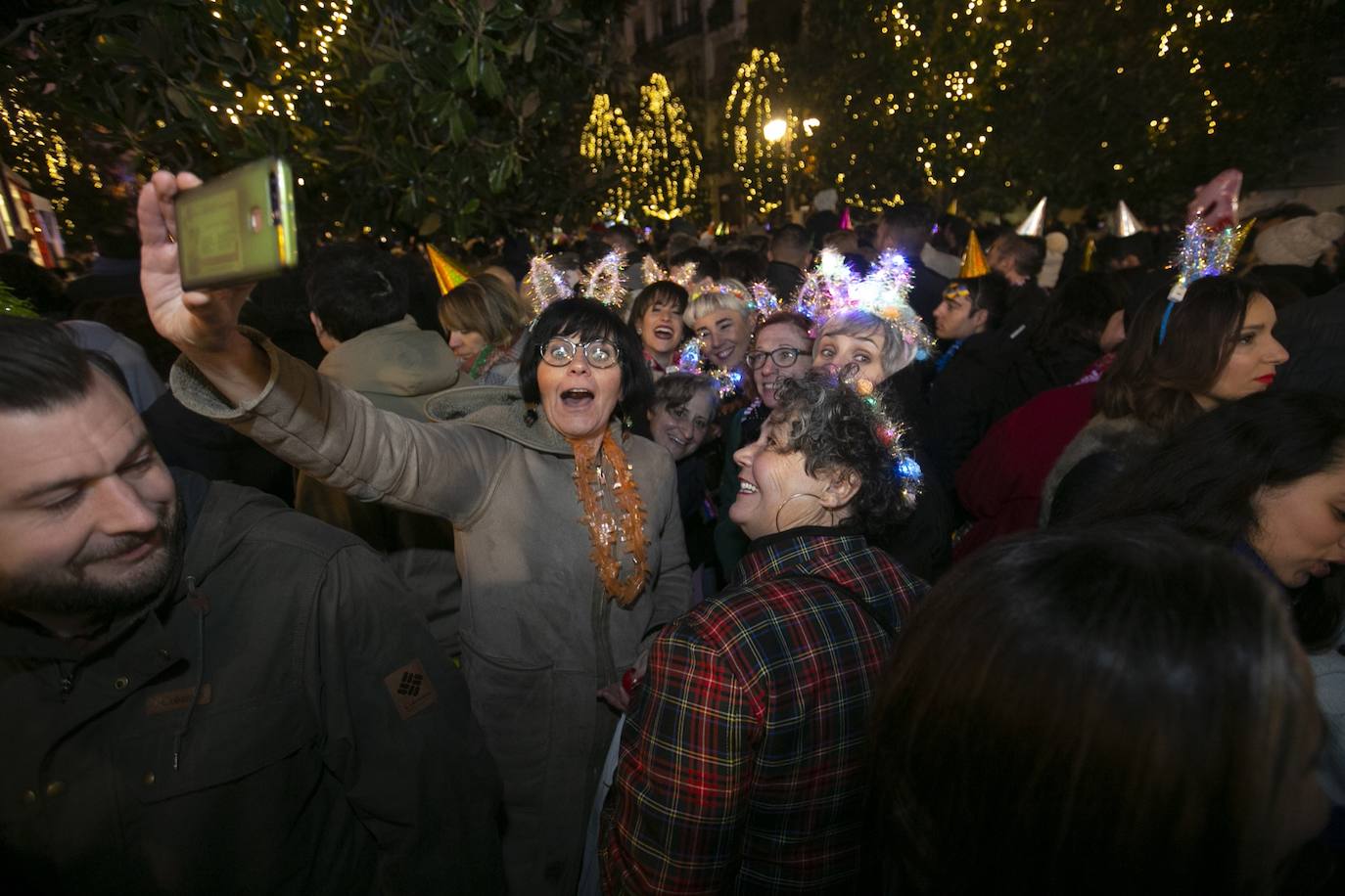 Miles de personas dsifrutaron de la Nochevieja en la capital