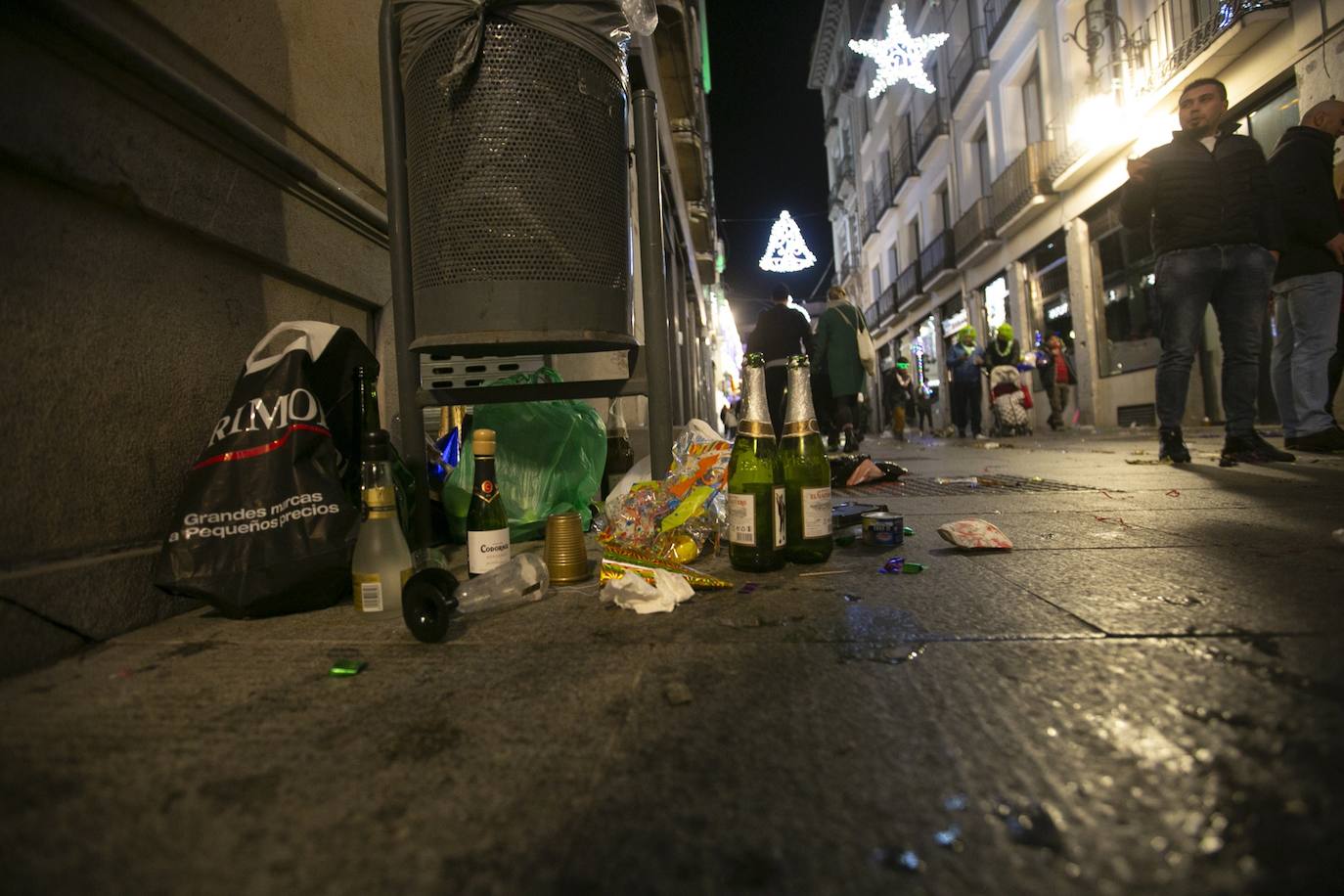 Miles de personas dsifrutaron de la Nochevieja en la capital