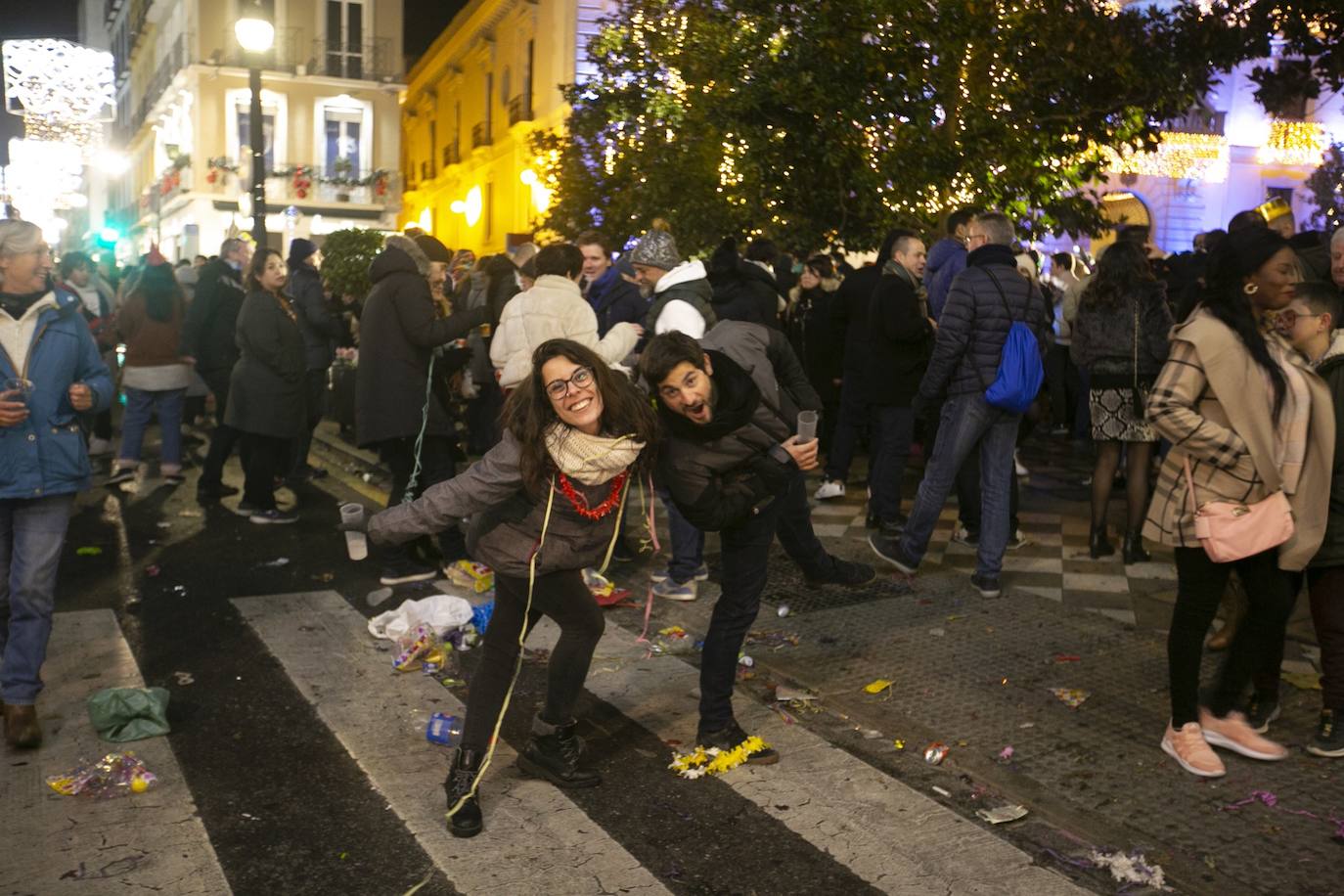 Miles de personas dsifrutaron de la Nochevieja en la capital