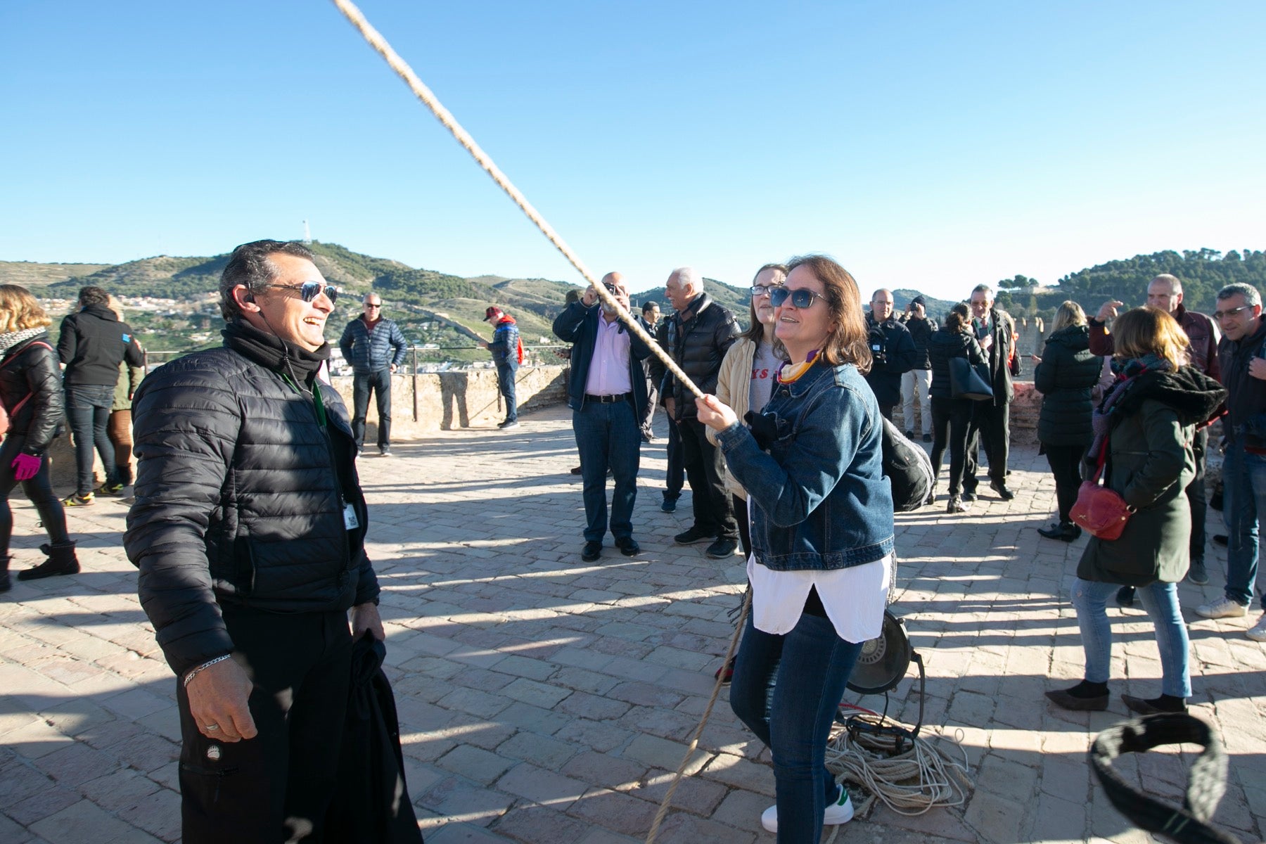 Fotos: Se cumple la tradición de tocar la campana de la Torre de la Vela el 2 de enero