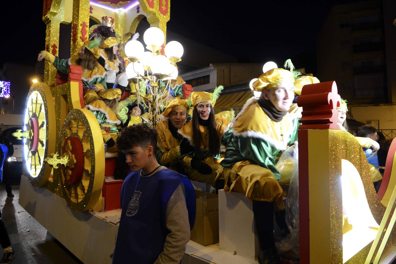 Los Reyes Magos desfilan por Guadix