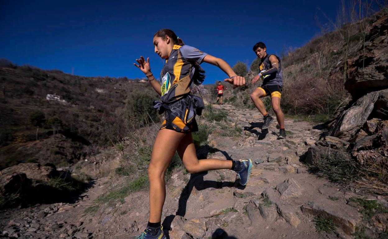 Encuéntrate en la carrera.