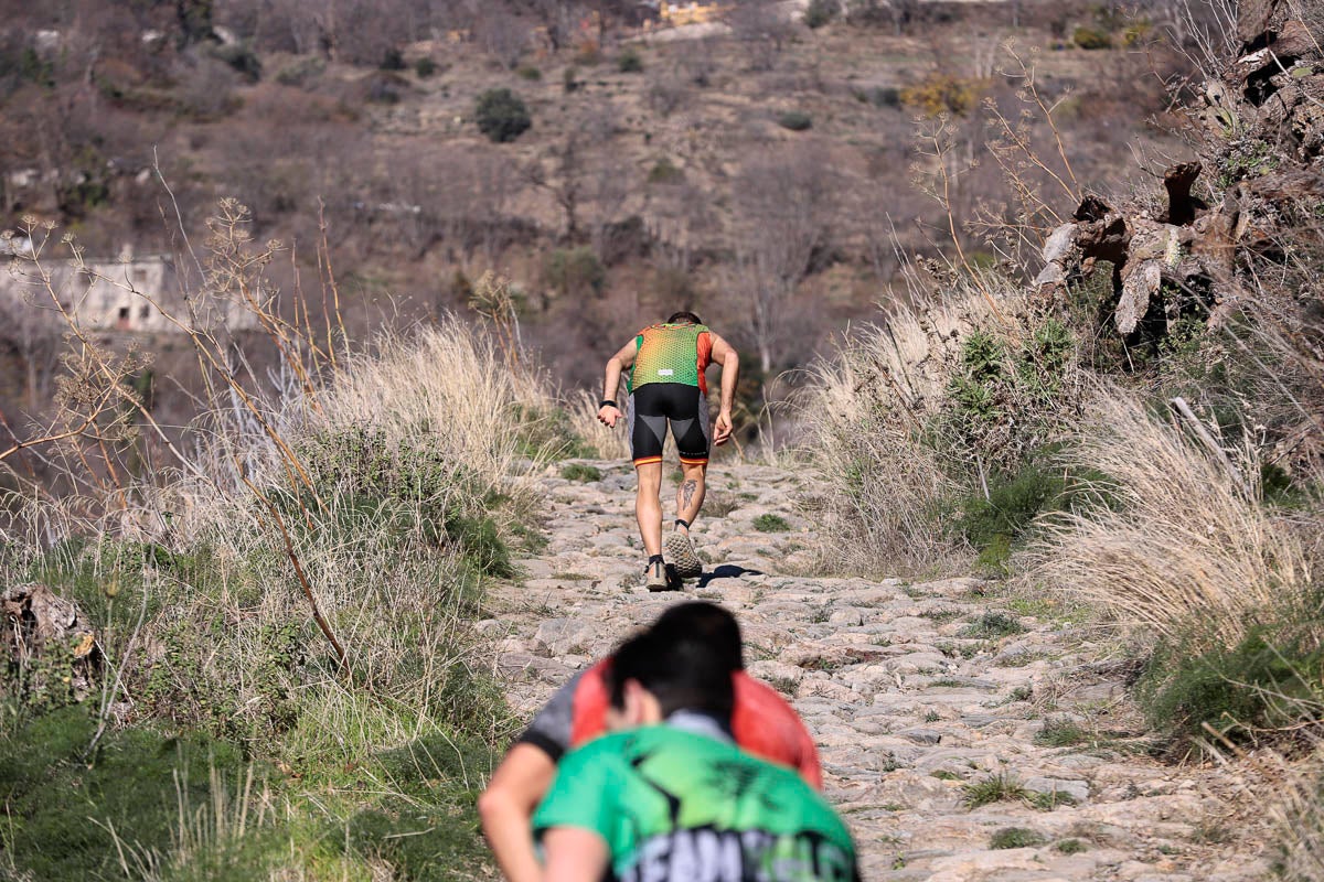 Si has participado en la carrera te puedes buscar aquí