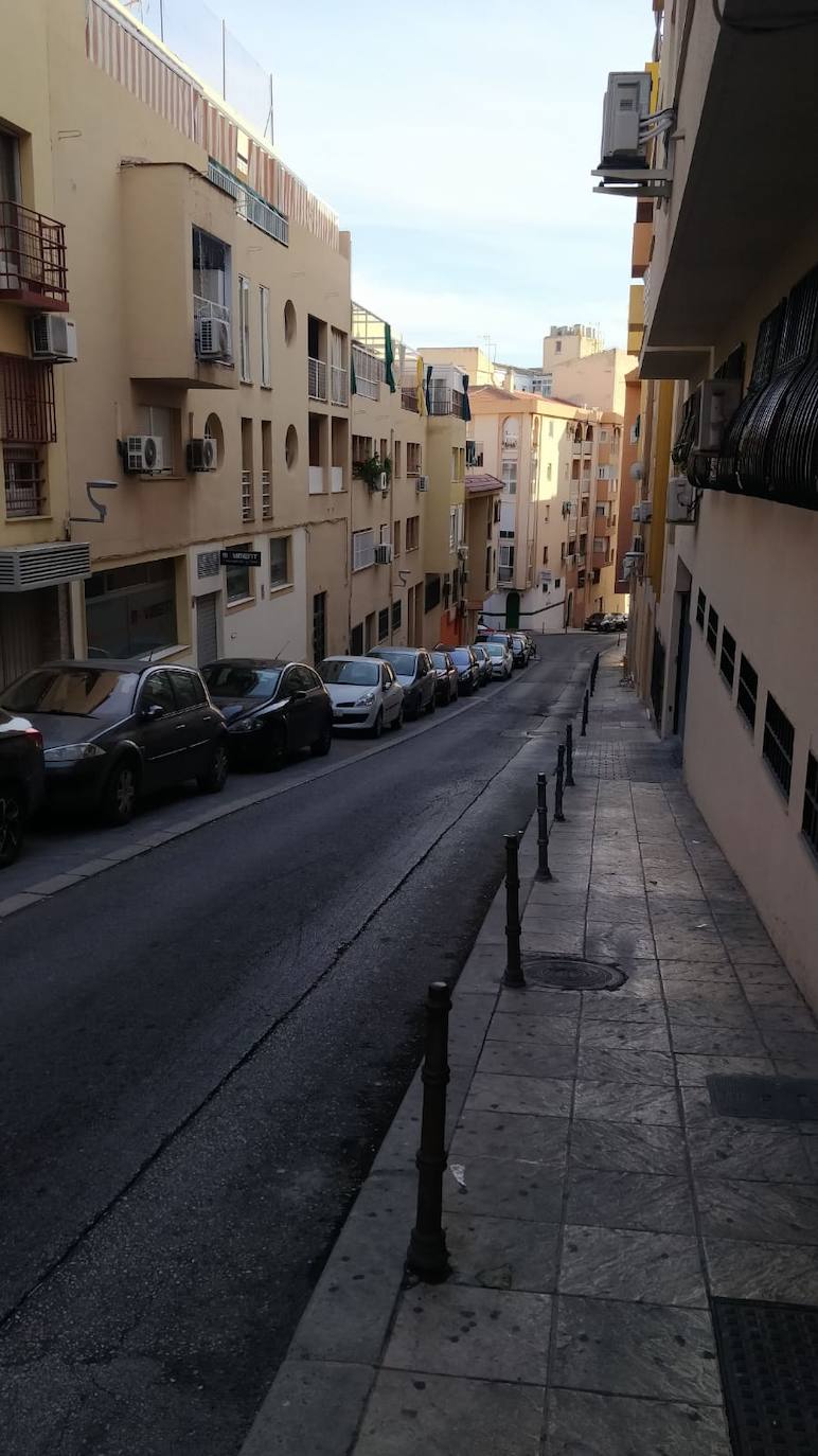 Una de las más conocidas por los cientos de jienenses que la sufren al subir de la Feria de San Lucas y por convertirse en un rato hasta para los ciclomotores.