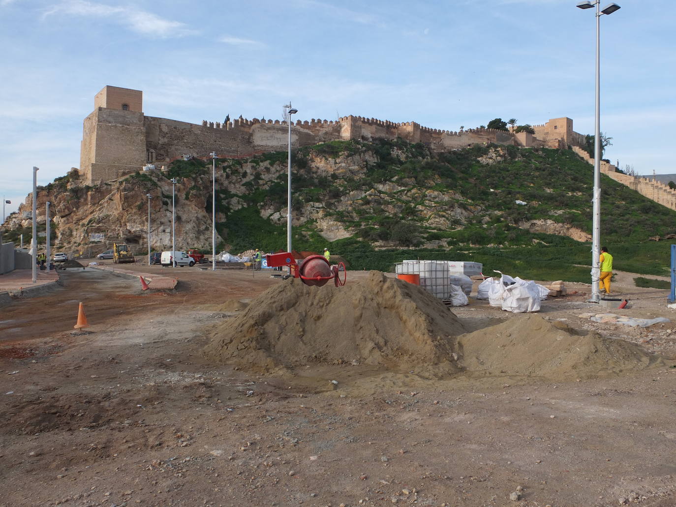 El entorno de la Hoya está cada vez más cerca de convertirse en un atractivo más de Almería
