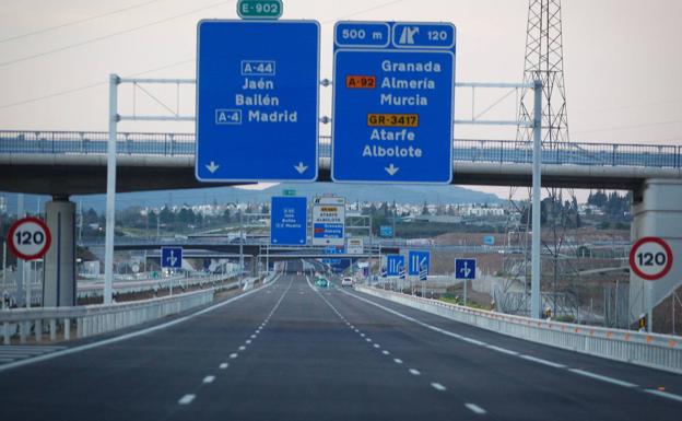 Segunda Circunvalación a su paso por Albolote. 