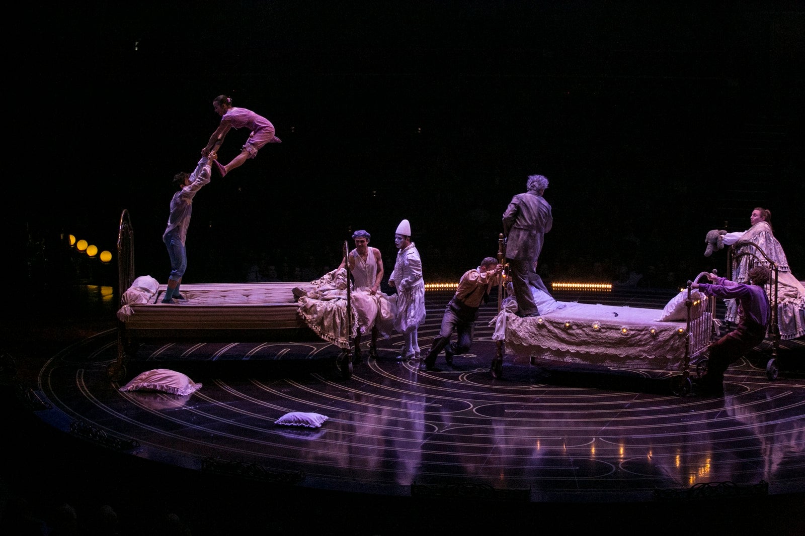 Extraordinaria acogida granadina a la compañía canadiense en su primera actuación en España