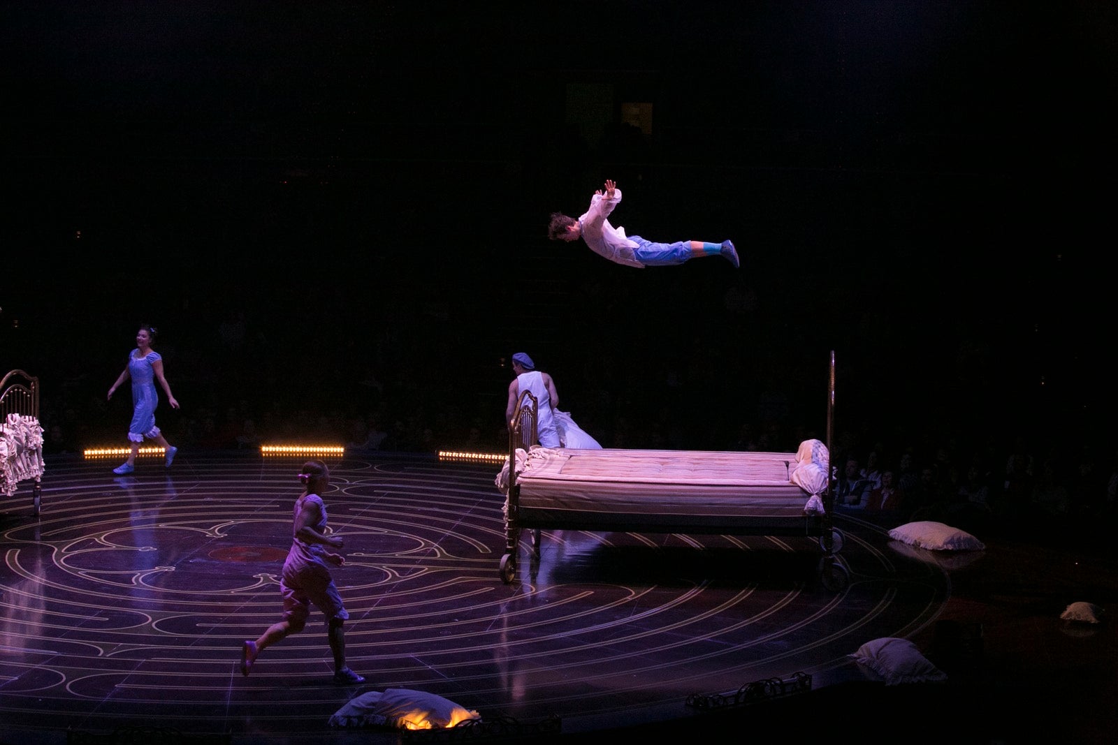 Extraordinaria acogida granadina a la compañía canadiense en su primera actuación en España