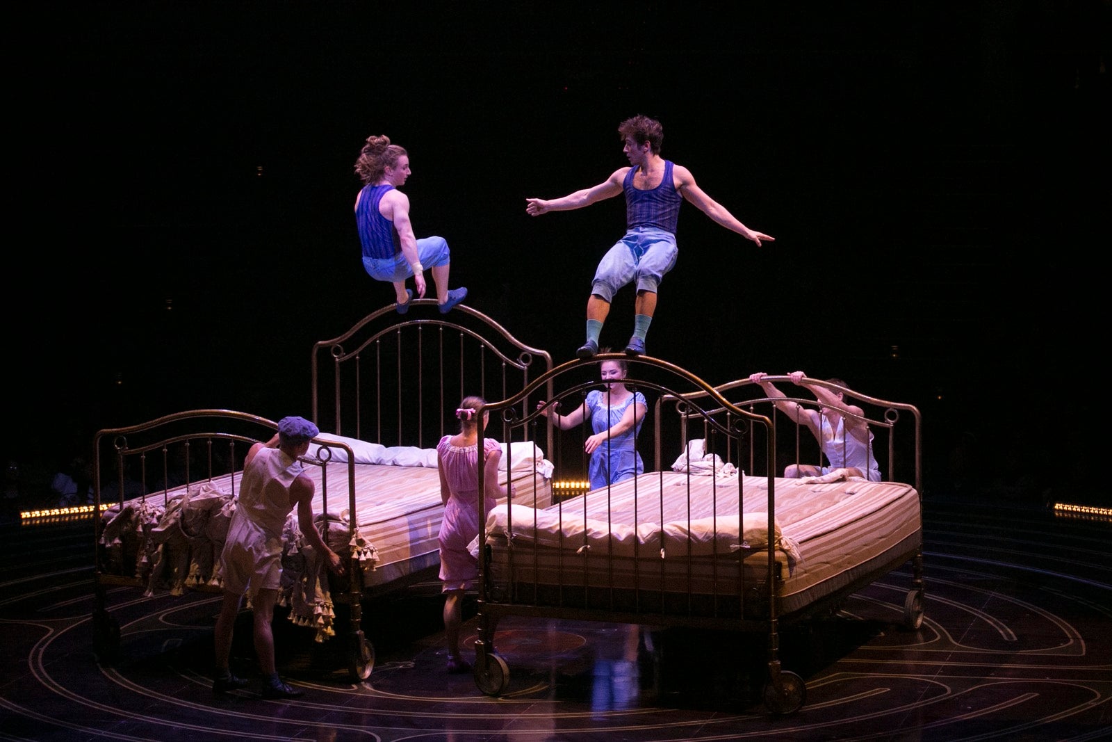 Extraordinaria acogida granadina a la compañía canadiense en su primera actuación en España