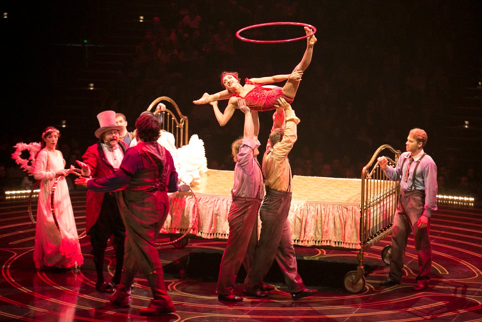 Extraordinaria acogida granadina a la compañía canadiense en su primera actuación en España