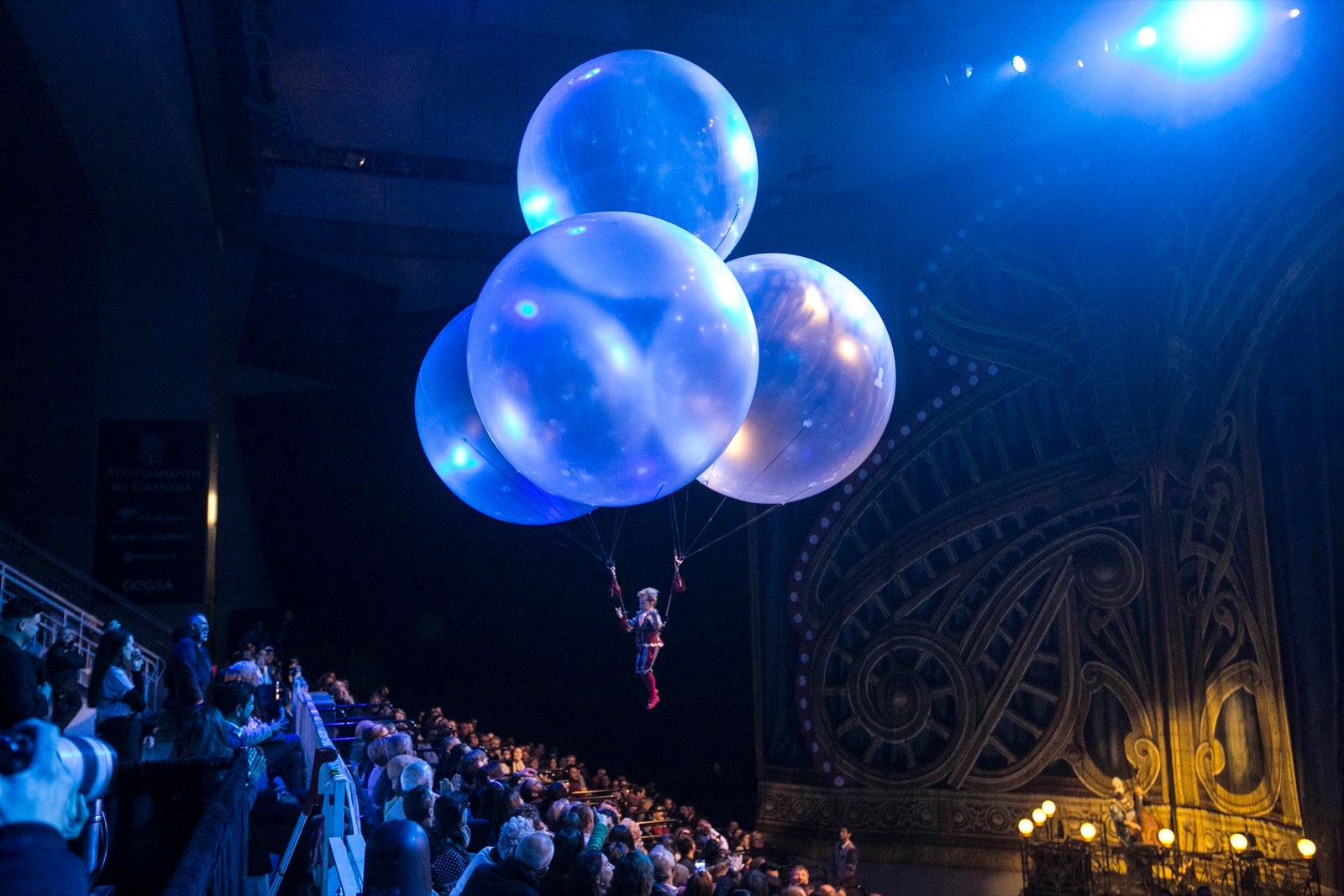 Extraordinaria acogida granadina a la compañía canadiense en su primera actuación en España