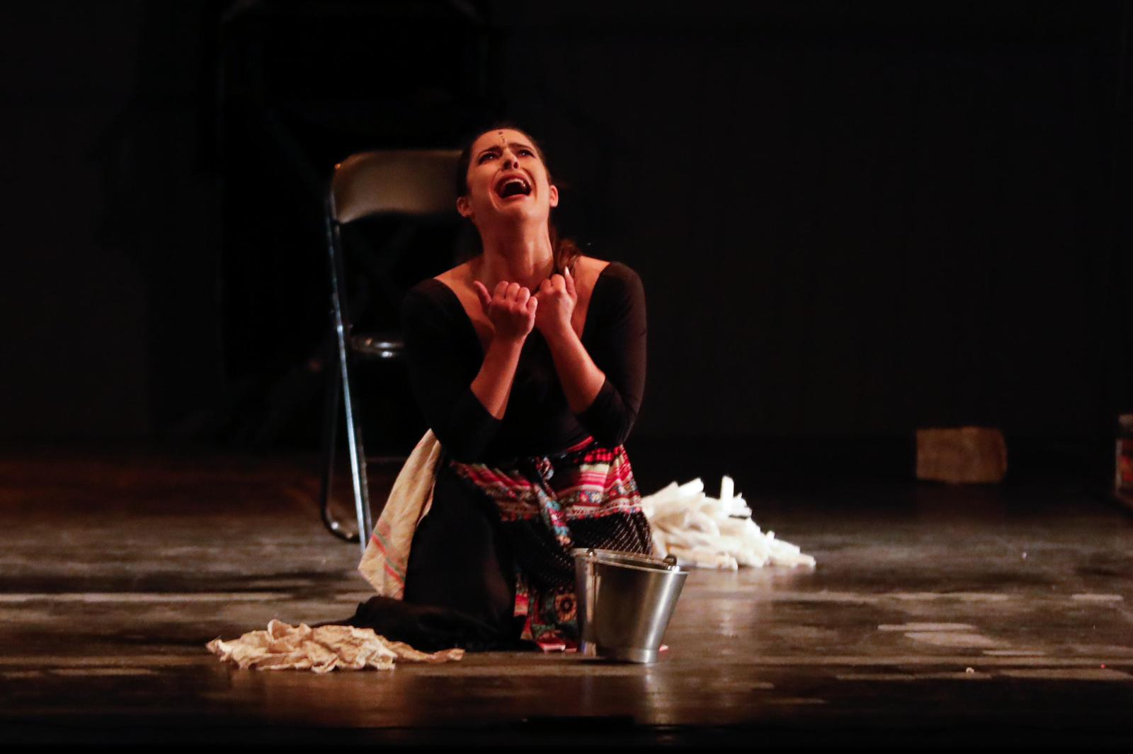 La compañía que dirige Jesús García Amezcua recrea el texto de Lorca trufado de música 