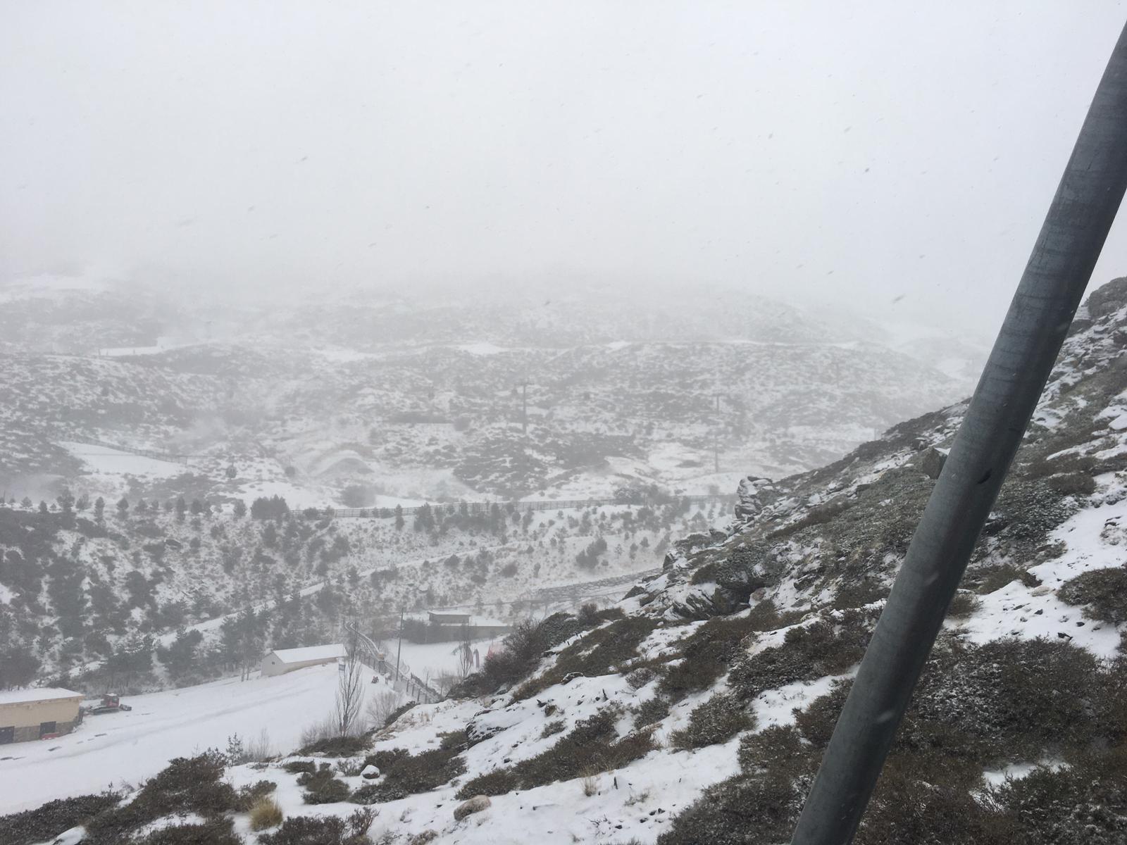 La nieve, por fin protagonista en Sierra Nevada