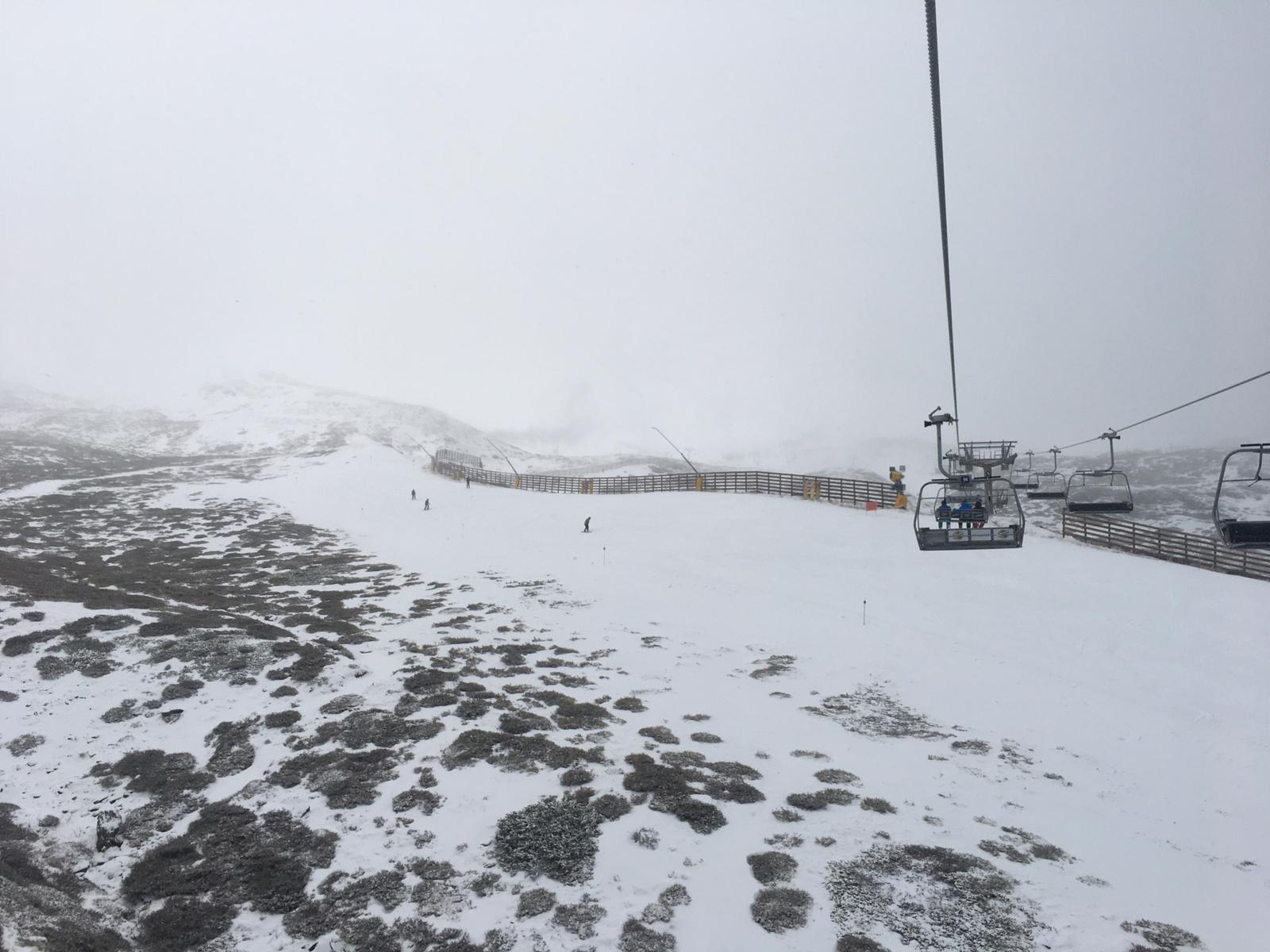 La nieve, por fin protagonista en Sierra Nevada