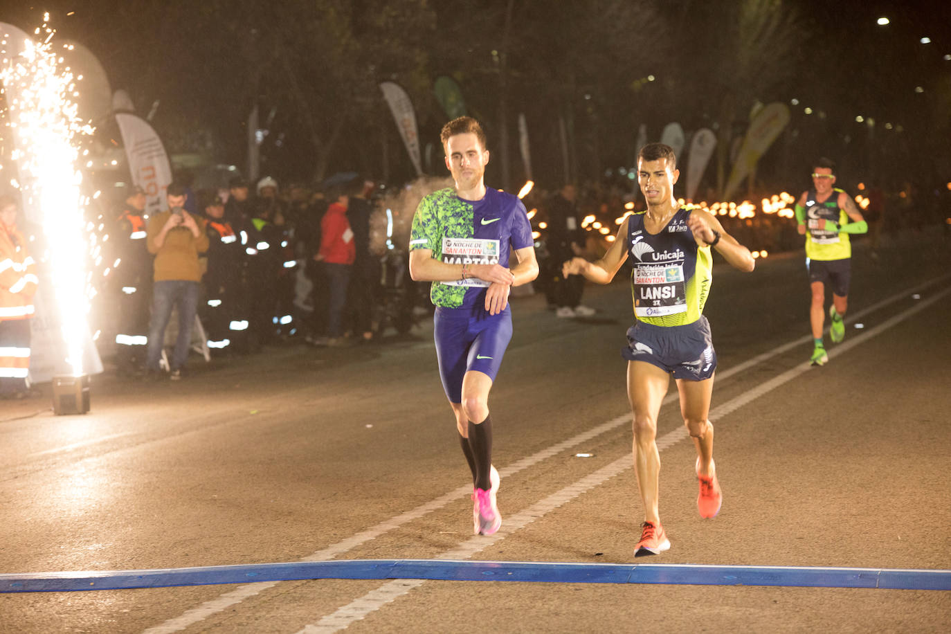 Gran ambiente en la carrera de San Antón de Jaén