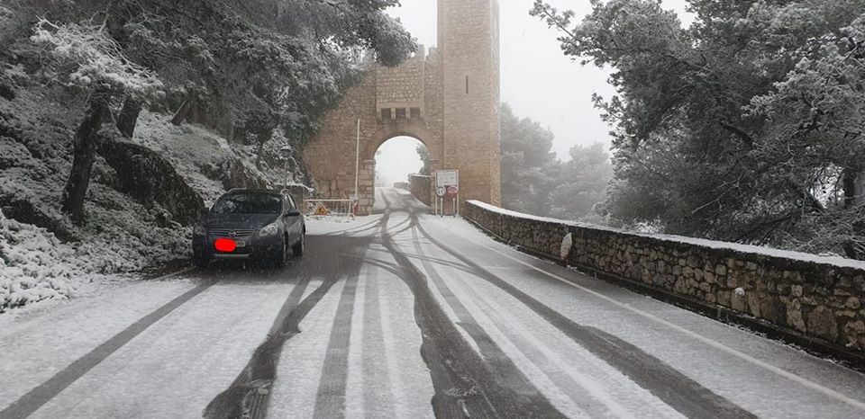 Jaén capital y su provincia se visten de blanco este lunes por el temporal.