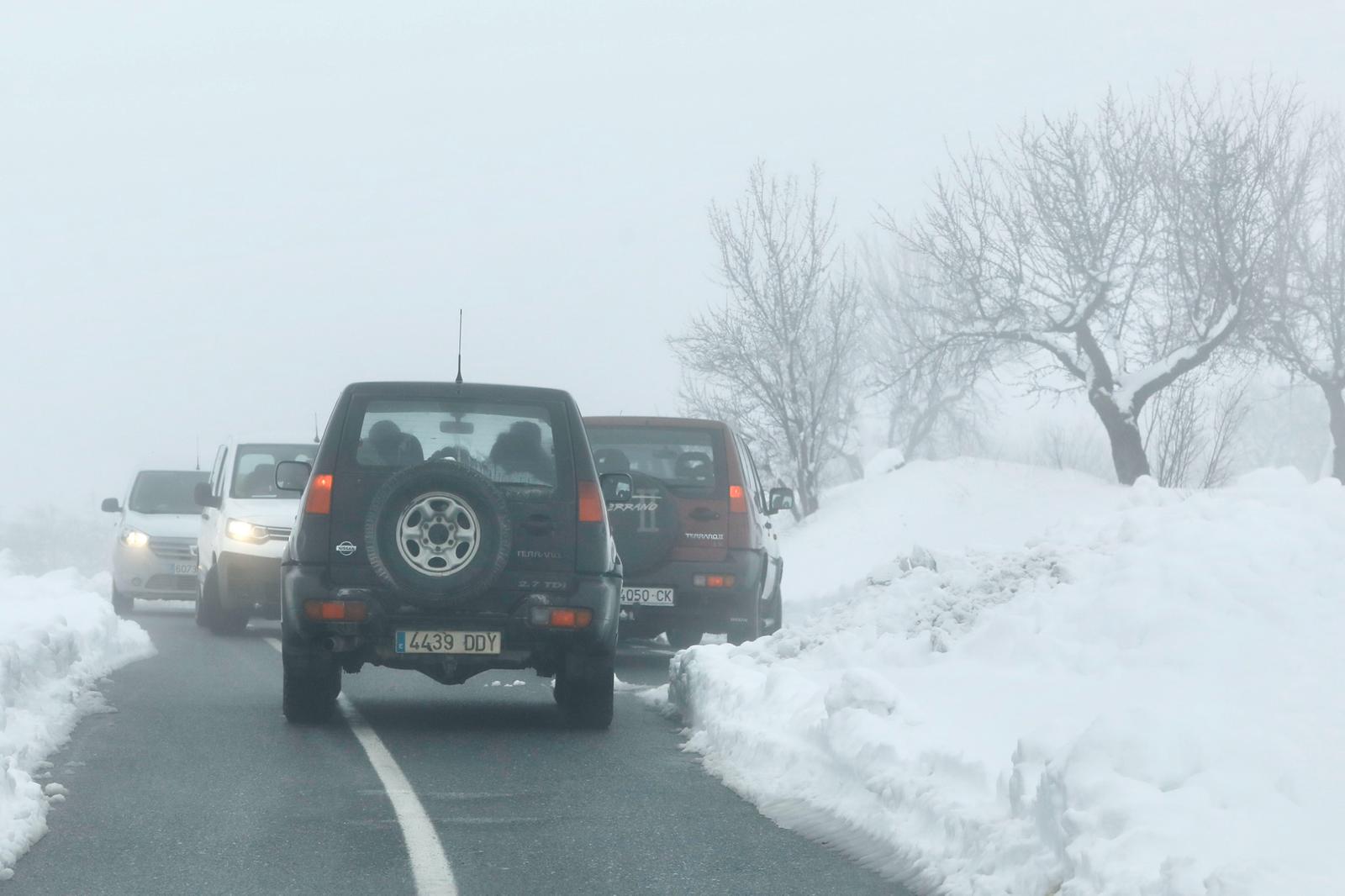Fotos: El camino a Gor, repleto de nieve