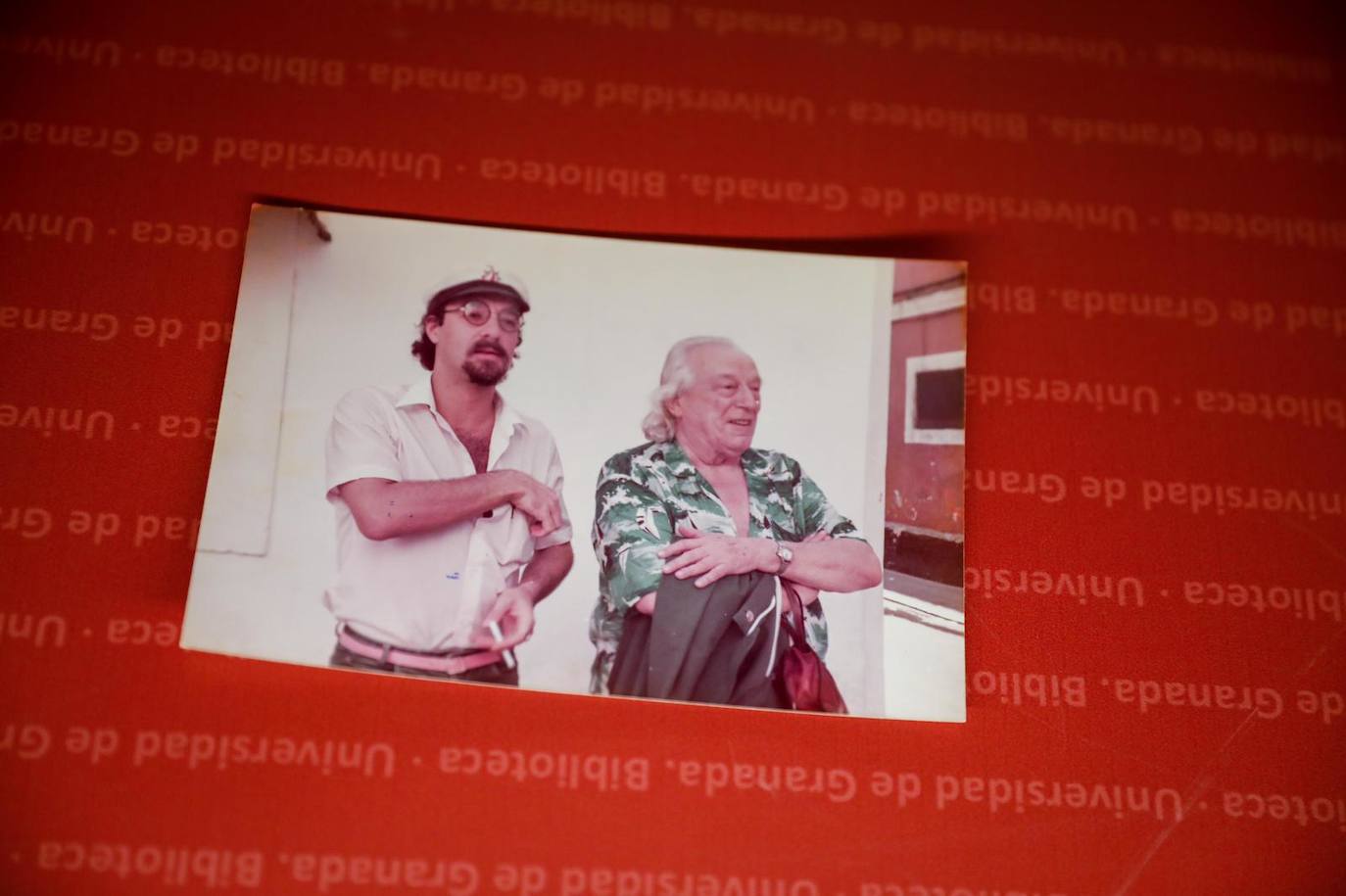 El Hospital Real acoge una exposición en torno a la obra de Francisco Javier Egea 