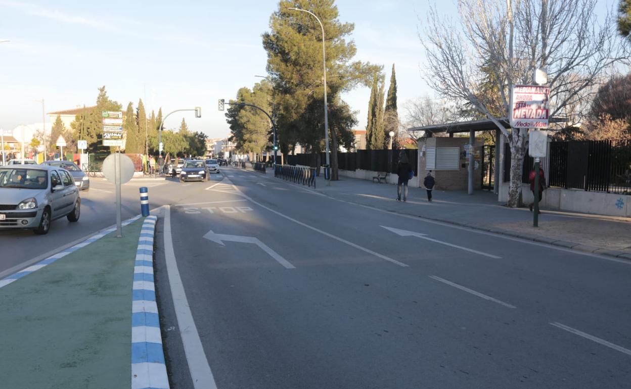 Calle San Ramón, a las puertas del instituto IES Feredrico García Lorca, donde se ha producido el atropello