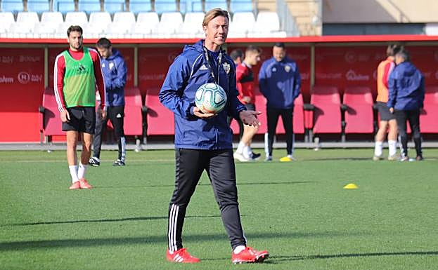 José María Gutiérrez pide un equipo que iguale la mentalidad con la que actúe el Numancia. 