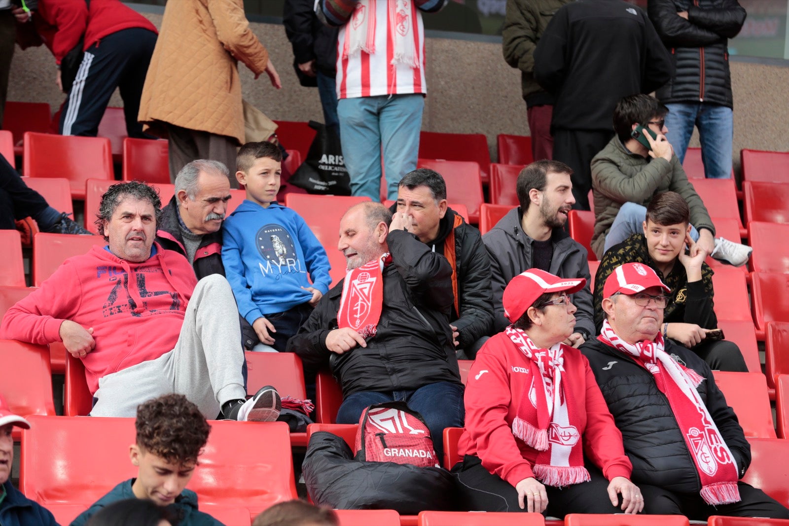 ¿Has estado en el choque de este mediodía en el campo del Zaidín? Aquí te puedes buscar