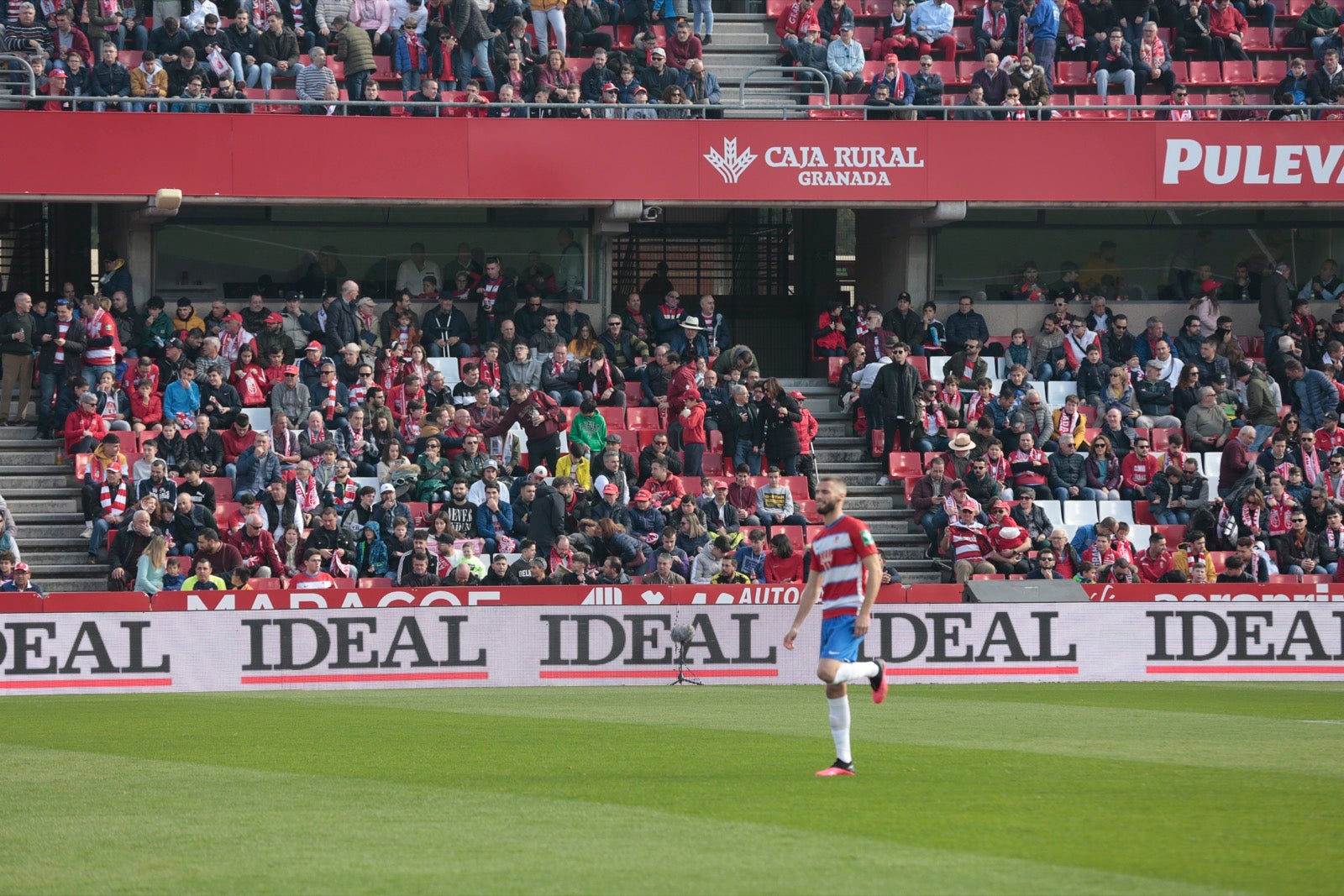 ¿Has estado en el choque de este mediodía en el campo del Zaidín? Aquí te puedes buscar