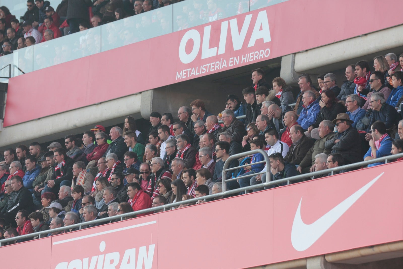 ¿Has estado en el choque de este mediodía en el campo del Zaidín? Aquí te puedes buscar