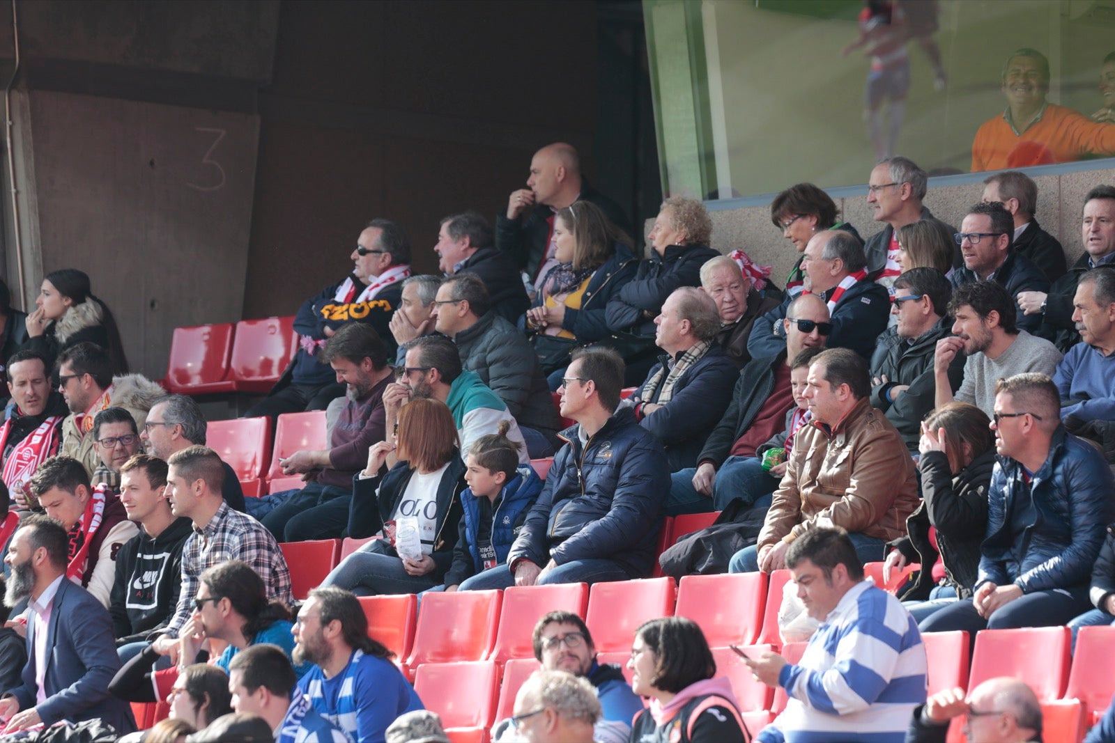 ¿Has estado en el choque de este mediodía en el campo del Zaidín? Aquí te puedes buscar