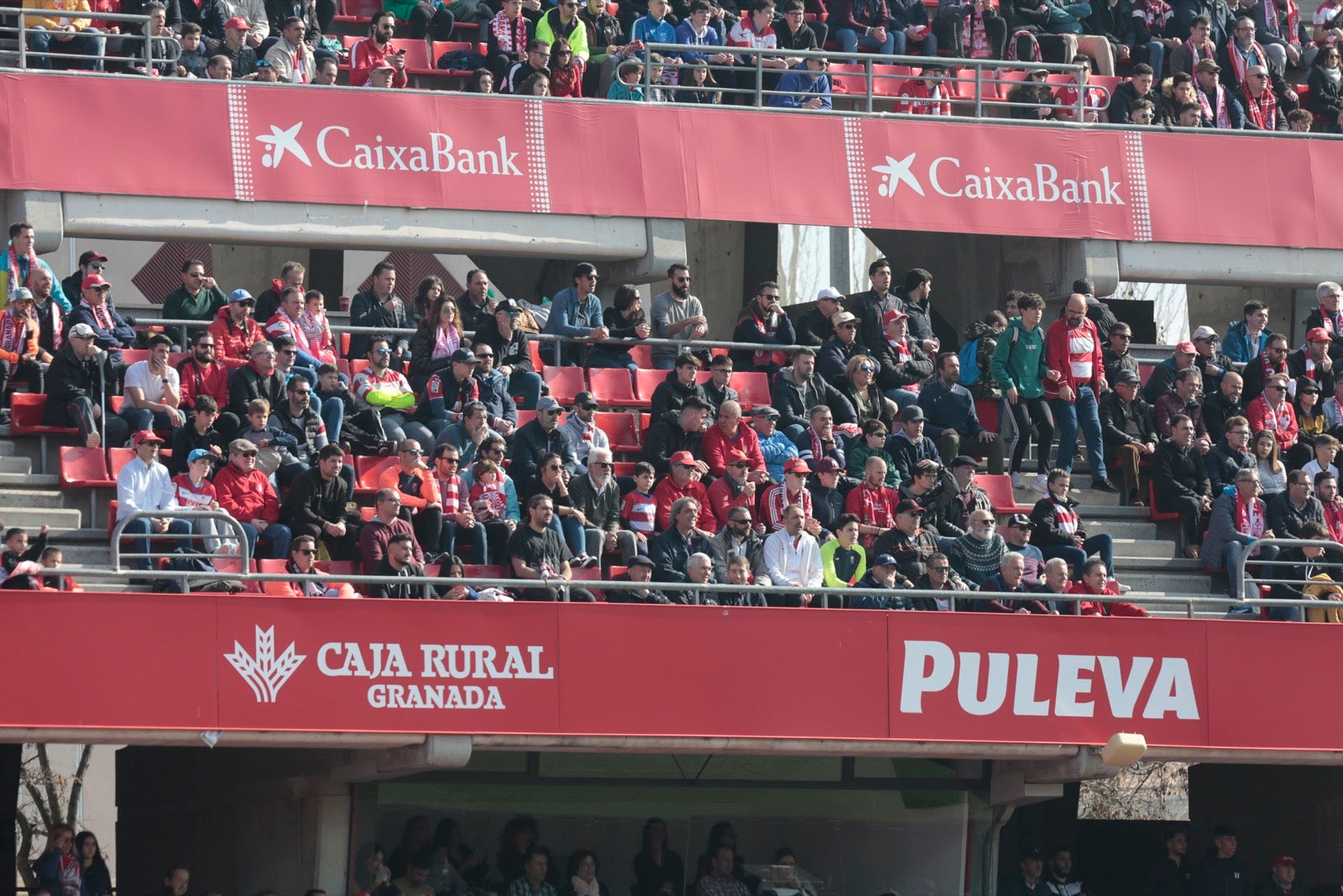 ¿Has estado en el choque de este mediodía en el campo del Zaidín? Aquí te puedes buscar