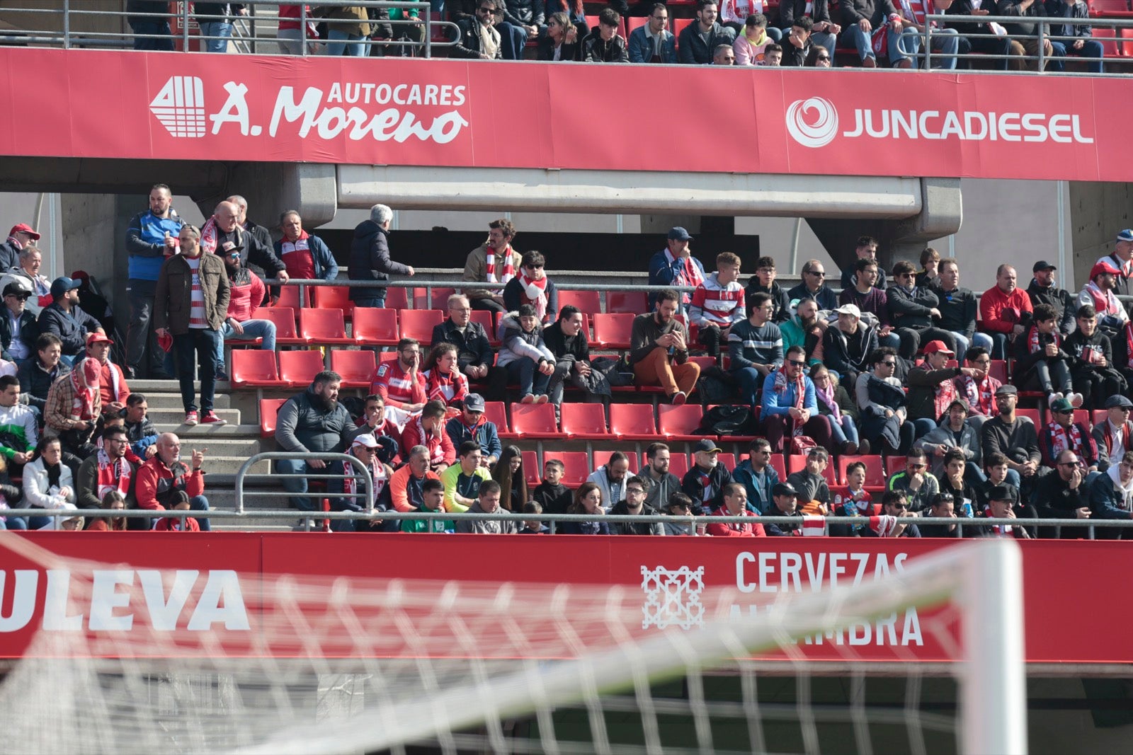 ¿Has estado en el choque de este mediodía en el campo del Zaidín? Aquí te puedes buscar