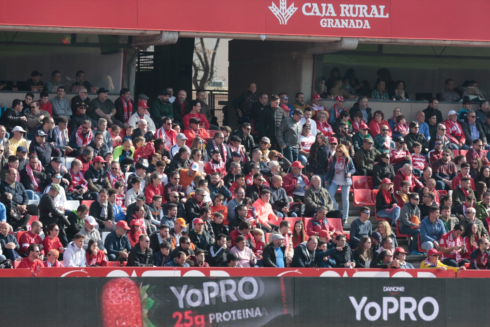 ¿Has estado en el choque de este mediodía en el campo del Zaidín? Aquí te puedes buscar