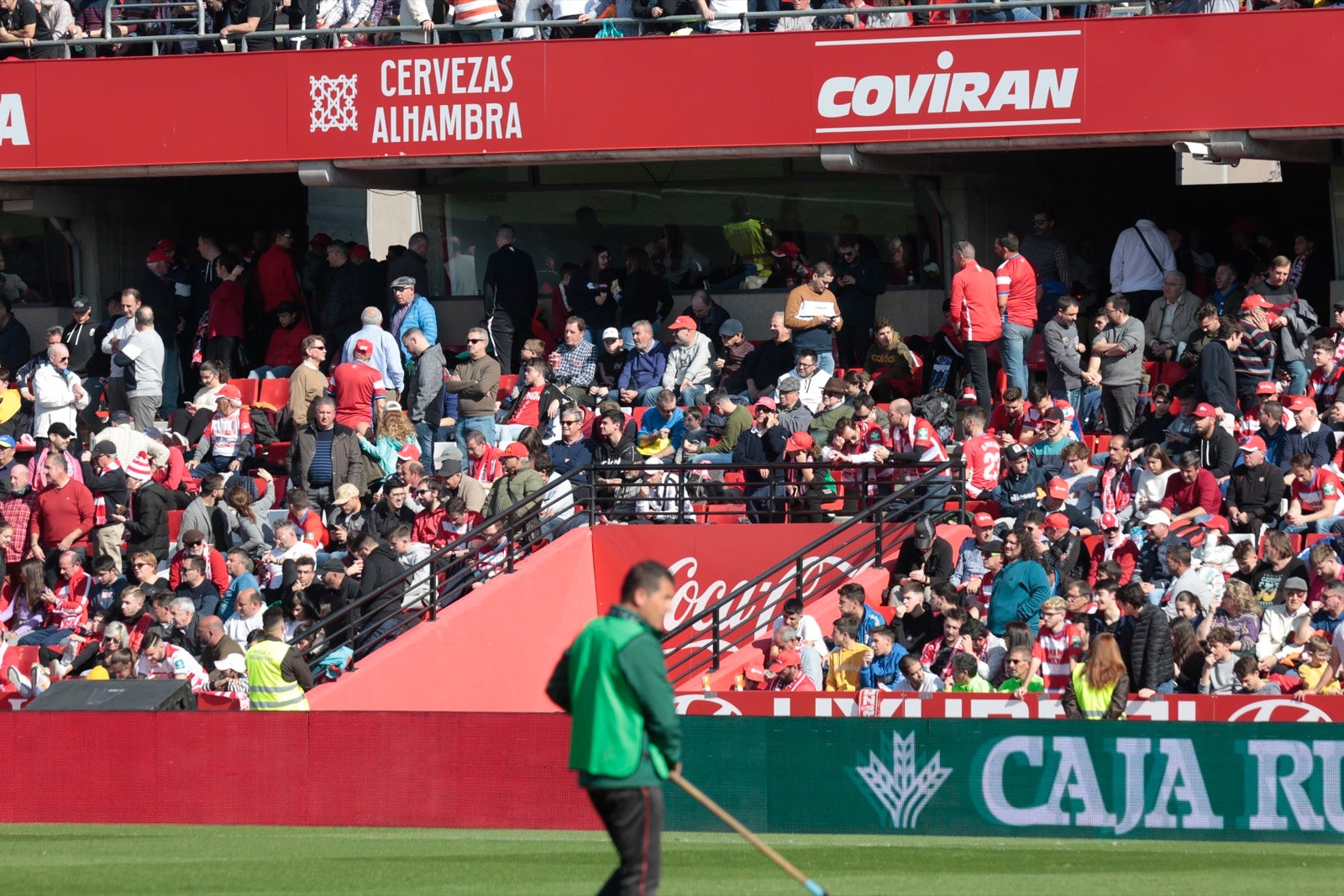 ¿Has estado en el choque de este mediodía en el campo del Zaidín? Aquí te puedes buscar